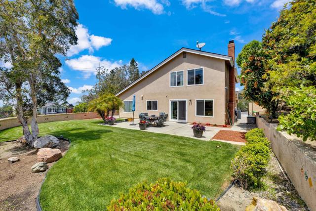 9959 Riverhead Dr, San Diego CA: https://media.crmls.org/mediaz/d4795ff1-c2ef-4e74-9a88-832296b04f38.jpg