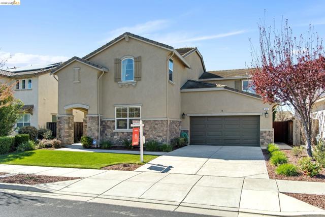 2469 Talaria Dr, Oakley CA: https://media.crmls.org/mediaz/d4796aae-7602-4f27-82ec-6054cfabab6e.jpg