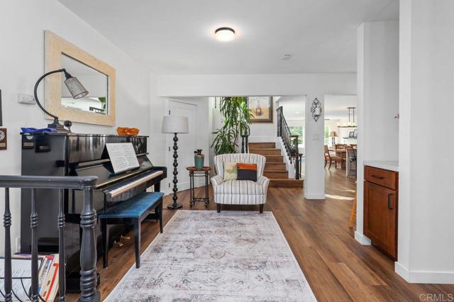 4814 Refugio Avenue, Carlsbad CA: https://media.crmls.org/mediaz/d47acae1-0669-4f9c-908f-45f494b5e656.jpg