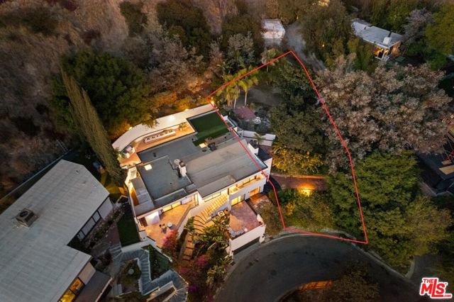 1790 Viewmont Drive, Los Angeles CA: https://media.crmls.org/mediaz/d47b127a-f017-4455-9364-b120ff4bf6f2.jpg