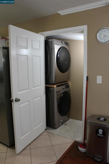 2956 Mckenzie Dr, Richmond CA: https://media.crmls.org/mediaz/d47c483e-3ec0-4642-b311-79caad950868.jpg