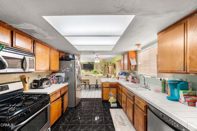 14134 Orizaba Avenue, Paramount CA: https://media.crmls.org/mediaz/d47c5866-f7d7-4af3-8eeb-03de1eb430f5.jpg