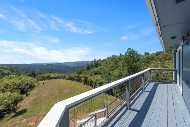 21006 Bear Creek Road, Los Gatos CA: https://media.crmls.org/mediaz/d47cacb4-bd11-42da-983c-15b8eed75c7d.jpg
