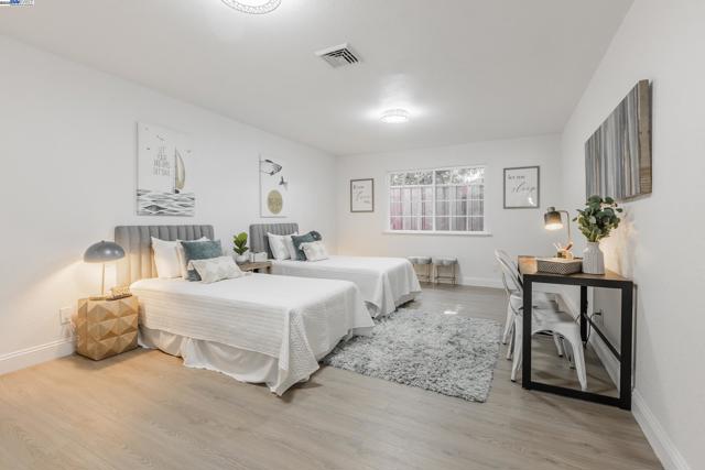 766 Joyce St, Livermore CA: https://media.crmls.org/mediaz/d47cdfad-03d6-41cc-b757-bc5ea207fc39.jpg