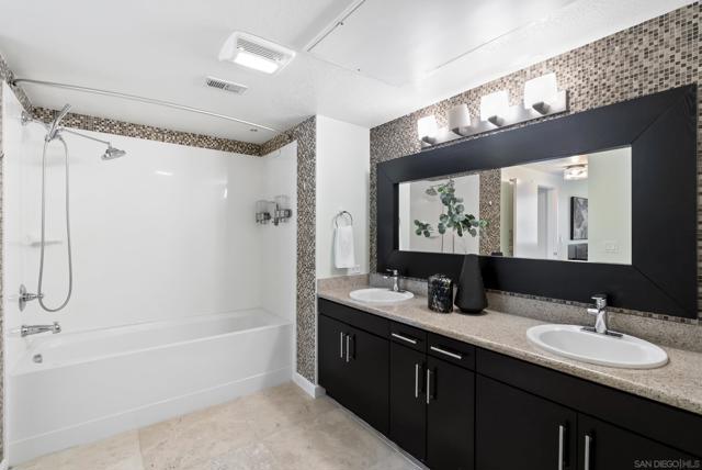 3687 4th Ave, San Diego CA: https://media.crmls.org/mediaz/d47d4736-b2c5-4b09-8504-127fab1535a6.jpg