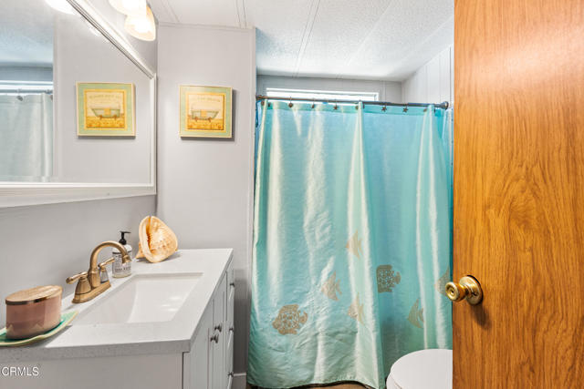 Detail Gallery Image 10 of 46 For 33 Heather Way #33,  Ventura,  CA 93004 - 2 Beds | 2 Baths