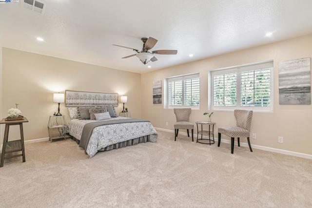 38957 Altura Street, Fremont CA: https://media.crmls.org/mediaz/d47e1a32-fa55-4f0b-997b-12b31d38bc30.jpg