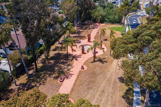 2414 1/2 Grove Ave, San Diego CA: https://media.crmls.org/mediaz/d47f7bf4-386c-4c69-99a8-f4c40cafd50e.jpg