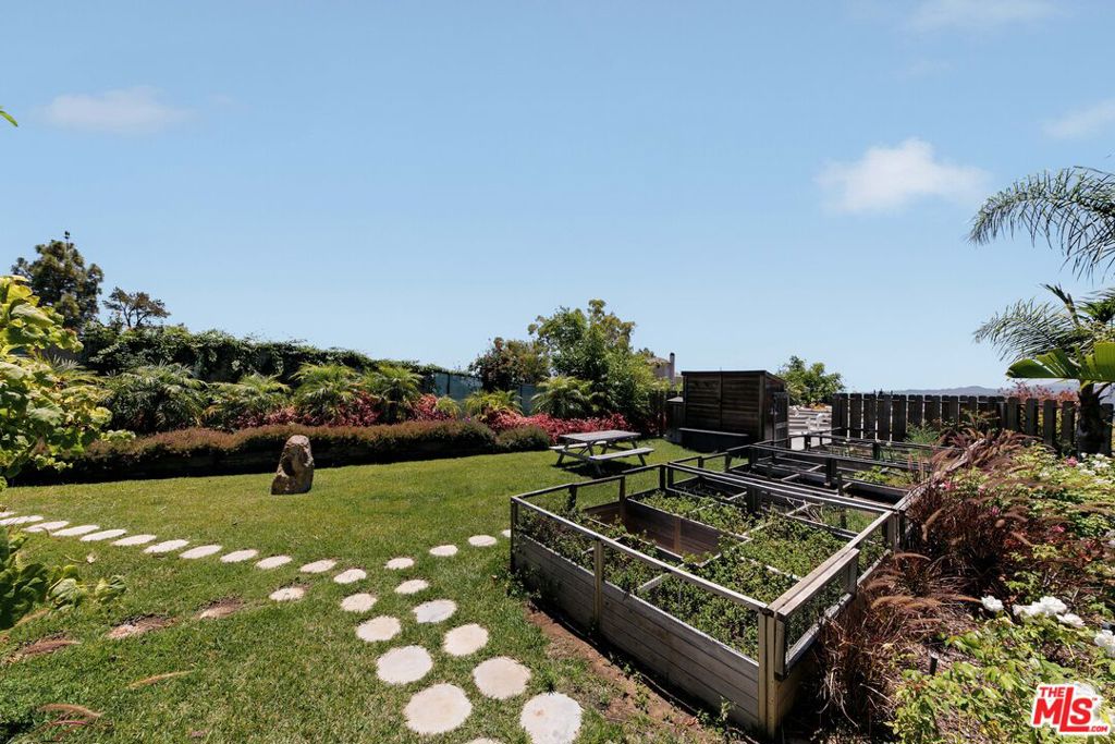 MLS #26860837 image #37