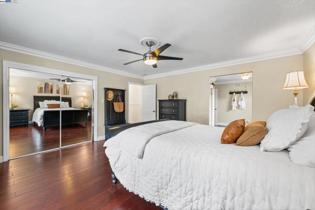 26928 Palomares Rd, Castro Valley CA: https://media.crmls.org/mediaz/d47fe6e4-55f2-46c6-84ac-6ce87201a17f.jpg