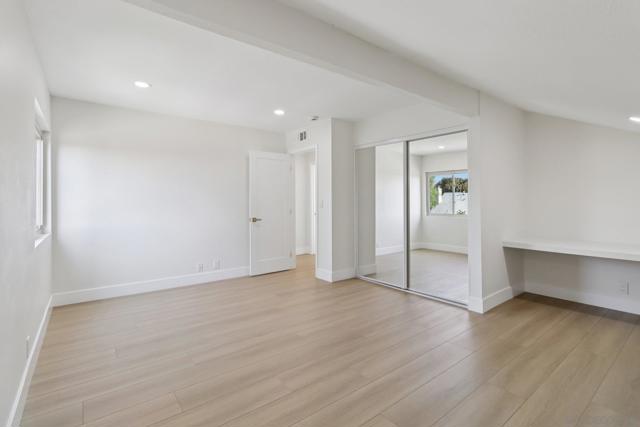 12880 War Horse St, San Diego CA: https://media.crmls.org/mediaz/d4807422-80a3-464b-9fce-a153676364a9.jpg