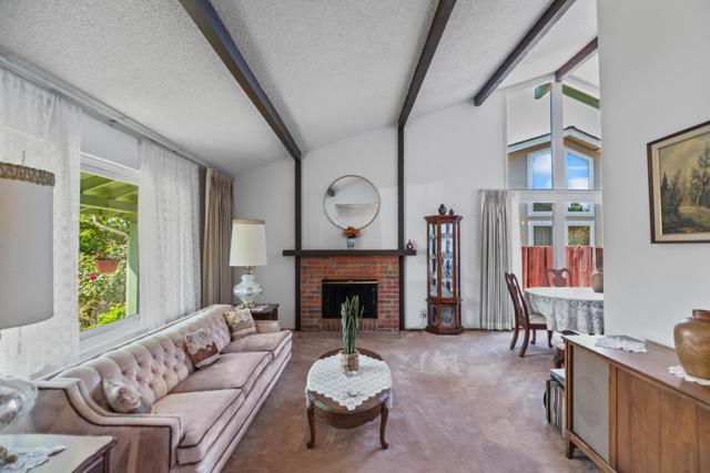 1236 Robbia Drive, Sunnyvale CA: https://media.crmls.org/mediaz/d480a5fa-a464-4b23-b28f-e036cc89705f.jpg