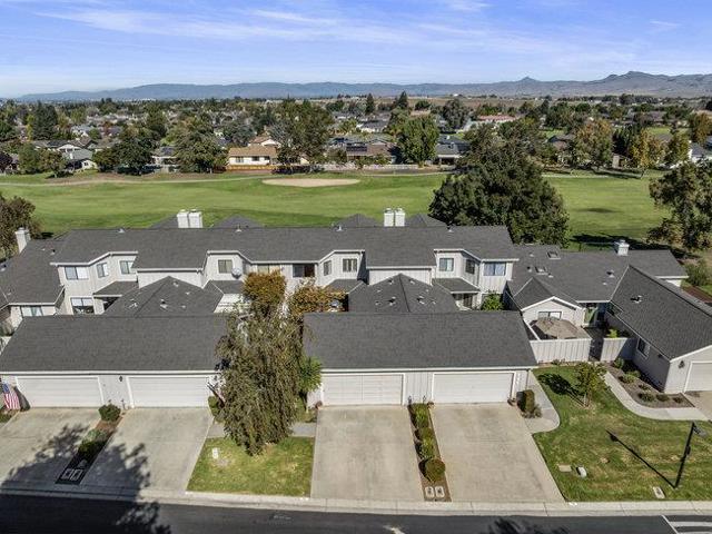 756 Duffin Drive, Hollister CA: https://media.crmls.org/mediaz/d481eda7-5511-4616-b248-436d346740ac.jpg