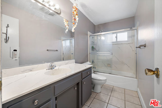 720 Maertin Lane, Fullerton CA: https://media.crmls.org/mediaz/d483c38e-f93e-4be2-90e1-30e57fb076e6.jpg