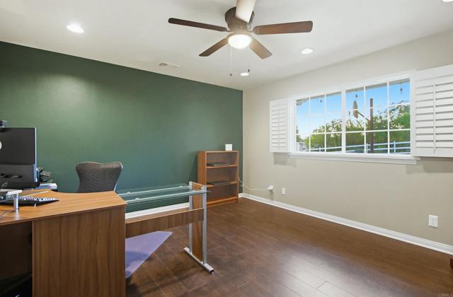 Detail Gallery Image 25 of 54 For 2092 Tudor Ln, Fallbrook,  CA 92028 - 4 Beds | 3/1 Baths