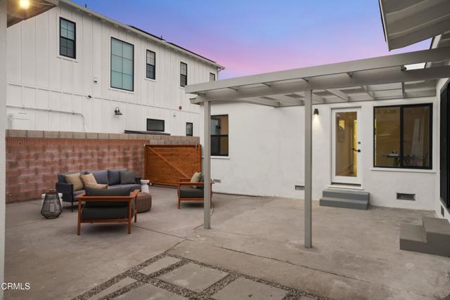 Detail Gallery Image 28 of 37 For 2801 Ceilhunt Ave, Los Angeles,  CA 90064 - 4 Beds | 2 Baths