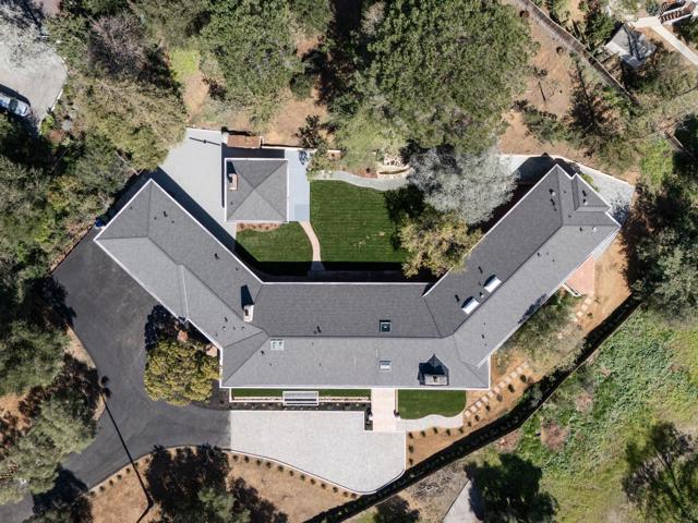 26201 Dori Lane, Los Altos Hills CA: https://media.crmls.org/mediaz/d484f27b-cdbd-4263-8372-d0bad5058d5a.jpg
