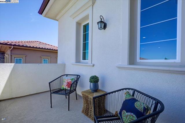 2092 Drysdale St, Danville CA: https://media.crmls.org/mediaz/d4854bfe-7c23-4bfe-a147-ced22750ac70.jpg