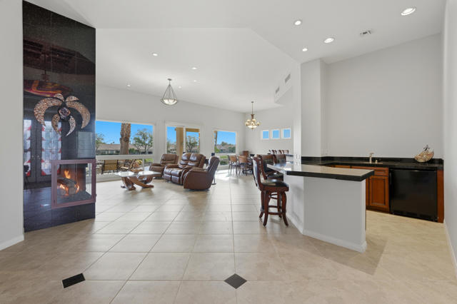 37552 Mojave Sage Street, Palm Desert CA: https://media.crmls.org/mediaz/d4857191-e242-4fb6-a32f-e3a75bd767a2.jpg