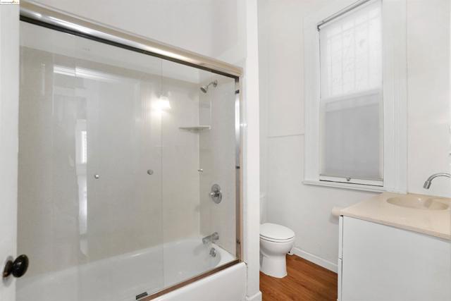 1501 9Th Ave, Oakland, California 94606, ,1 BathroomBathrooms,Condominium,For Sale,9Th Ave,41066898