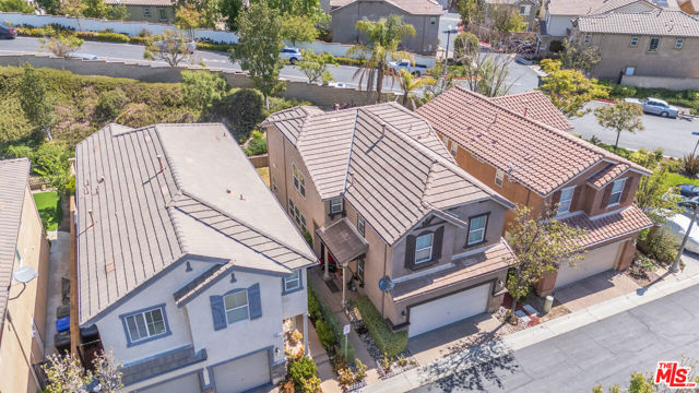 29266 Pilgrim Court, Valencia CA: https://media.crmls.org/mediaz/d485e8e9-8ee0-4df9-985d-64eebf6a882e.jpg