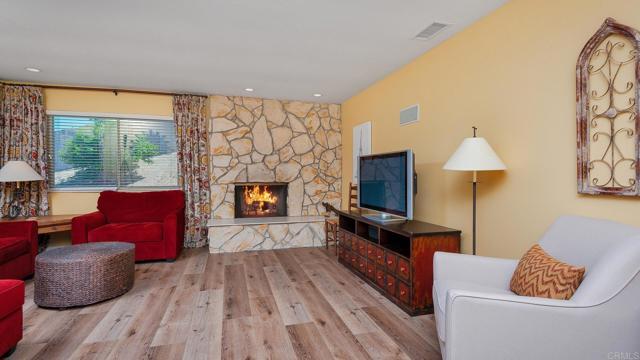 Detail Gallery Image 11 of 41 For 1527 Calavo Dr, Escondido,  CA 92026 - 3 Beds | 2 Baths