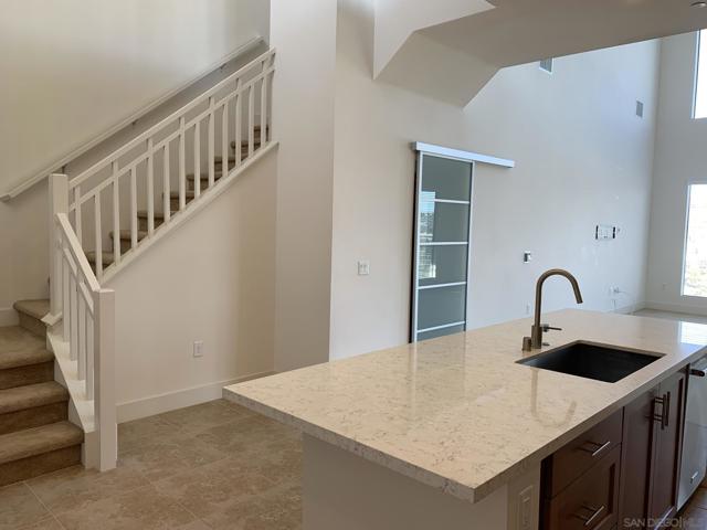 8575 Aspect Dr, San Diego CA: https://media.crmls.org/mediaz/d486e102-23f4-4d38-92f4-28a186cb7907.jpg