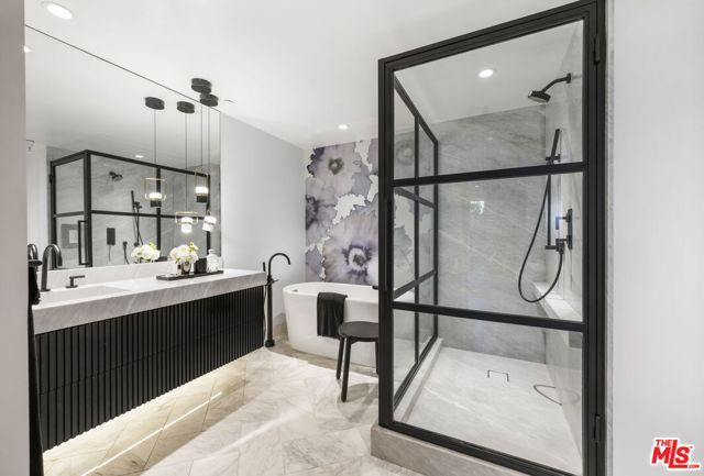 Drew Fenton | 900 S Westgate Avenue Los Angeles CA | MLS: 7293720