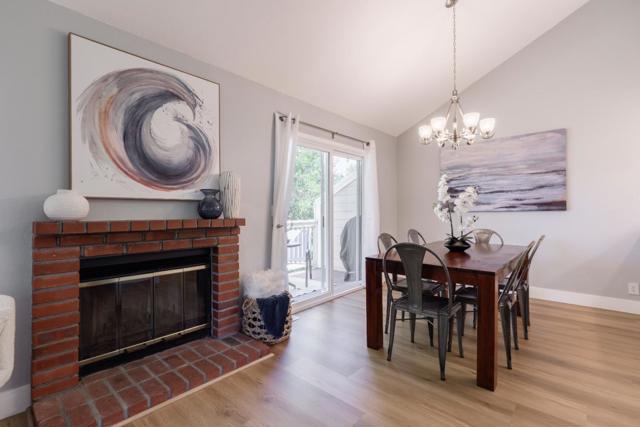 42 Arabian Way, Scotts Valley CA: https://media.crmls.org/mediaz/d487845f-2840-4b2c-8036-34dc40d0799e.jpg