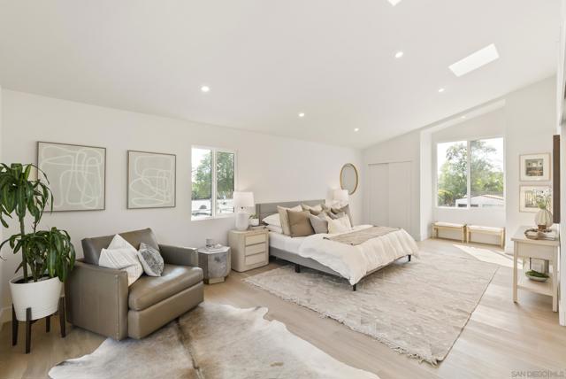 4543 Moraga Ave, San Diego CA: https://media.crmls.org/mediaz/d4888868-3701-4c47-b51e-28339d0d4321.jpg