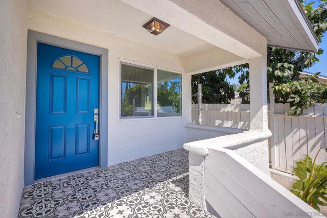 2680 L St, San Diego CA: https://media.crmls.org/mediaz/d488da72-59b3-4e63-8bc6-6c4e47817f96.jpg