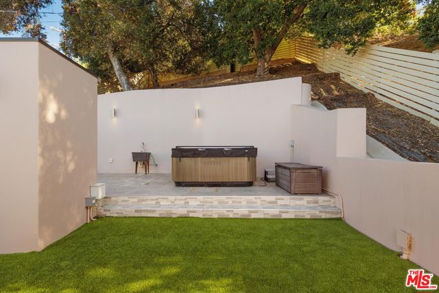 3 Bed Home for Sale in Studio City, California
