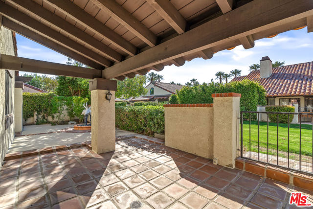 62 Calle Solano, Rancho Mirage CA: https://media.crmls.org/mediaz/d4895edb-eeac-44f1-91a6-221a0e4aad62.jpg