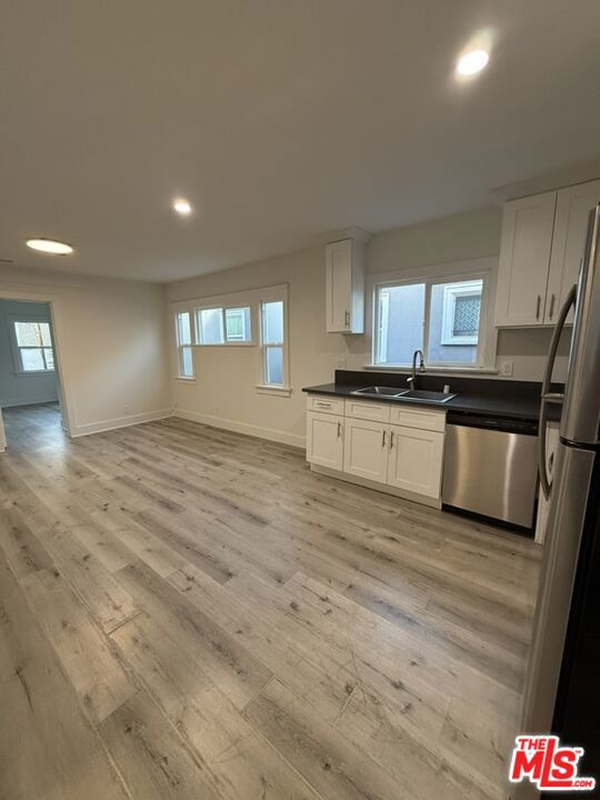 5530 Franklin, Los Angeles CA: https://media.crmls.org/mediaz/d489c0f3-c078-4243-8f51-94015f340082.jpg
