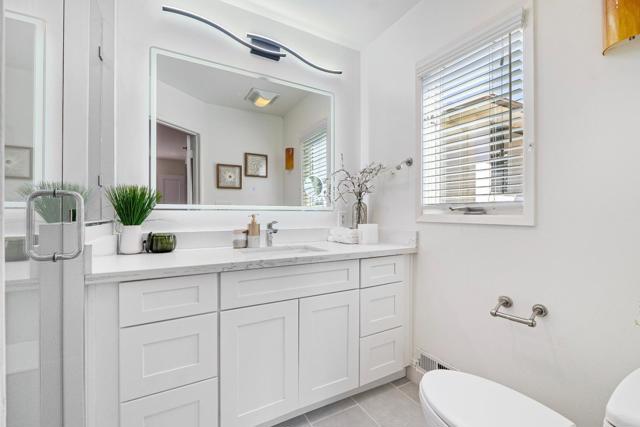 2025 Braemar Road, Oakland CA: https://media.crmls.org/mediaz/d48acb40-b20f-45bc-aee2-ee1b9703a6b7.jpg