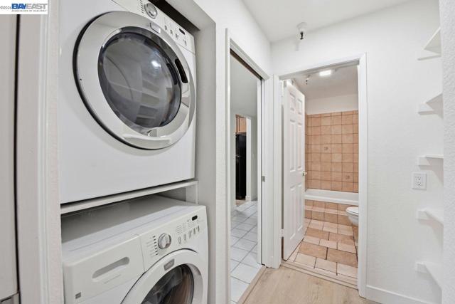 Image 26 of 37 For 1400 Carpentier St  315