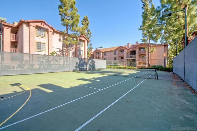 12007 Alta Carmel Ct, San Diego CA: https://media.crmls.org/mediaz/d48b1ba9-8d81-4d31-9d31-aa084eeb5b26.jpg