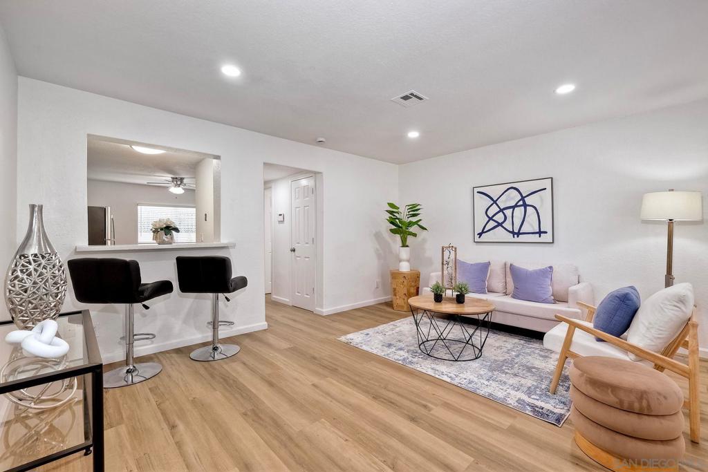 940 Calla Ave #4