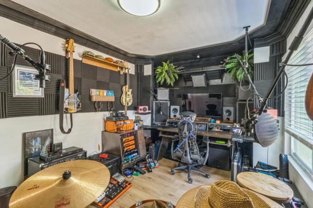 3843 Marfrance Drive, San Jose CA: https://media.crmls.org/mediaz/d48d526c-f430-4baf-896c-cd5426ed5bc4.jpg