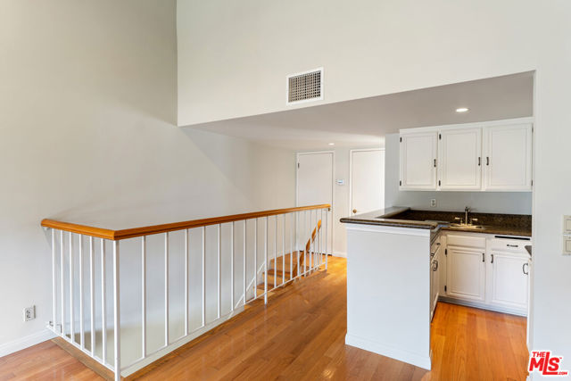 Drew Fenton | 17087 Palisades Circle Pacific Palisades CA | MLS: 7324465