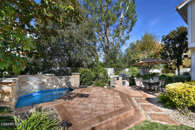 31775 Oak Ranch Court, Westlake Village CA: https://media.crmls.org/mediaz/d48e0b74-6a5b-41d0-94ac-3952384581c0.jpg