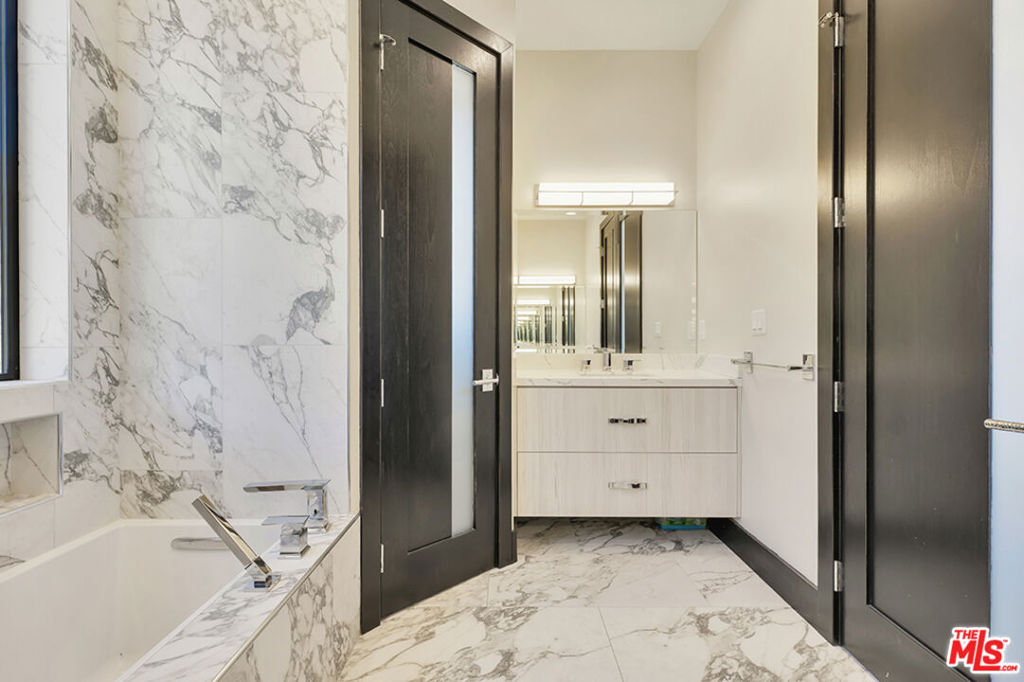 MLS #26850939 image #48