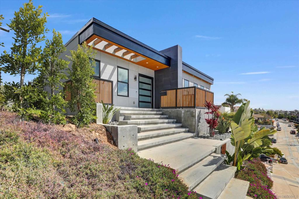 MLS #250022021SD img 20