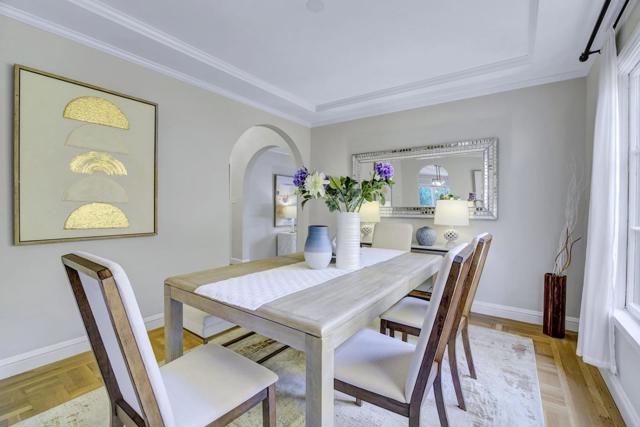 430 26th Avenue, San Mateo CA: https://media.crmls.org/mediaz/d490e715-c244-45c0-98f8-c88a31694376.jpg