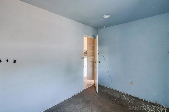 3305 3307 Clairemont Mesa Blvd, San Diego CA: https://media.crmls.org/mediaz/d4924f97-8508-43dd-8dc0-16f8c61b3282.jpg