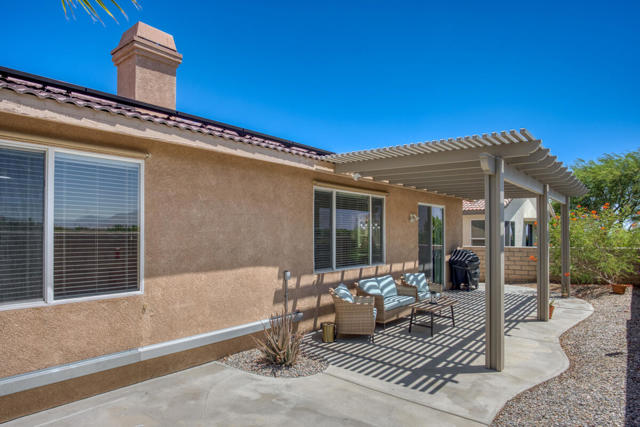 65565 Acoma Avenue, Desert Hot Springs CA: https://media.crmls.org/mediaz/d49251e5-aa33-4076-99e7-caead3233637.jpg