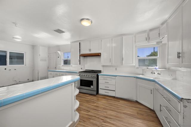 3283 Meade Avenue, San Diego CA: https://media.crmls.org/mediaz/d492ab7e-2f13-4538-9714-4a7d7676a353.jpg
