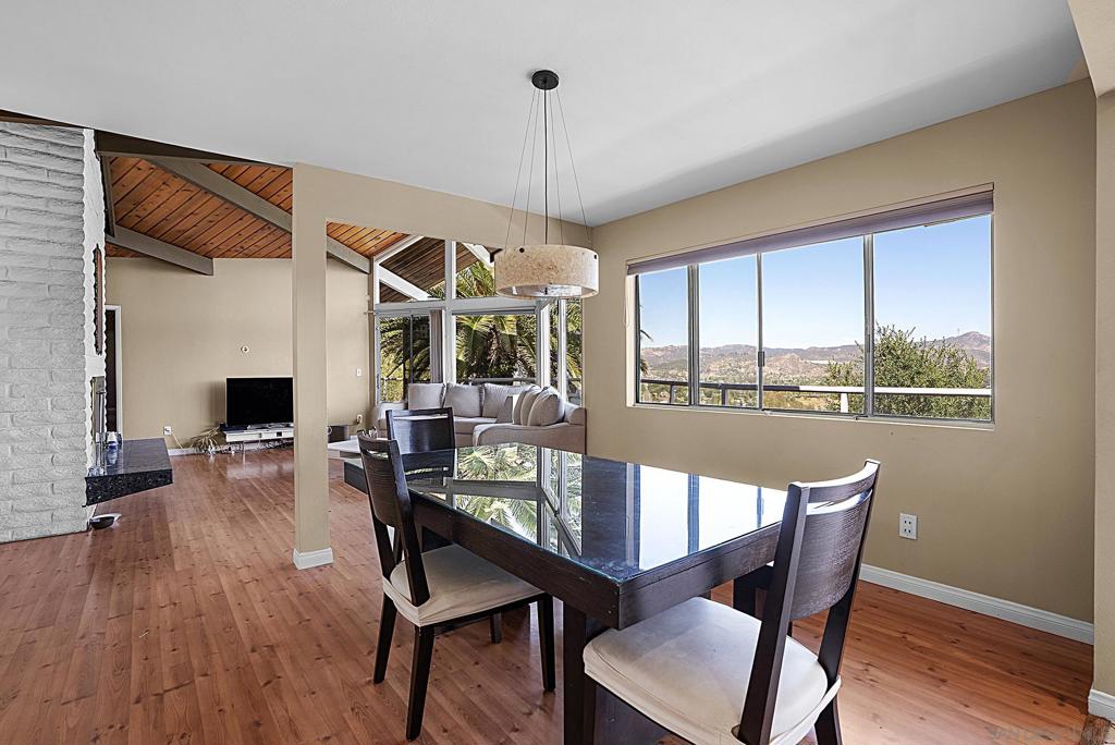 Escondido - photo 12