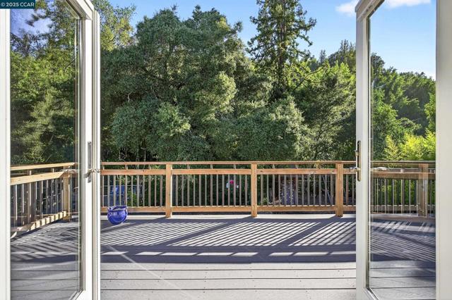 1206 Rimer Dr, Moraga CA: https://media.crmls.org/mediaz/d494b1a0-83b8-42cc-8d16-8f560d443eba.jpg