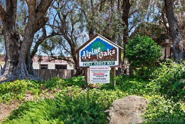 2157 Arnold Way, Alpine CA: https://media.crmls.org/mediaz/d495aad3-d311-41a5-83d9-96a215d81cd0.jpg
